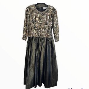 Vintage 90’s D’ore by Della Roufogali Black Gold Beaded Ball Gown Dress Size 8